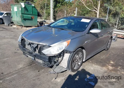 2014 Hyundai Sonata Hybrid Limited z USA, uszkodzony, nr VIN KMHEC4A4XEA104367